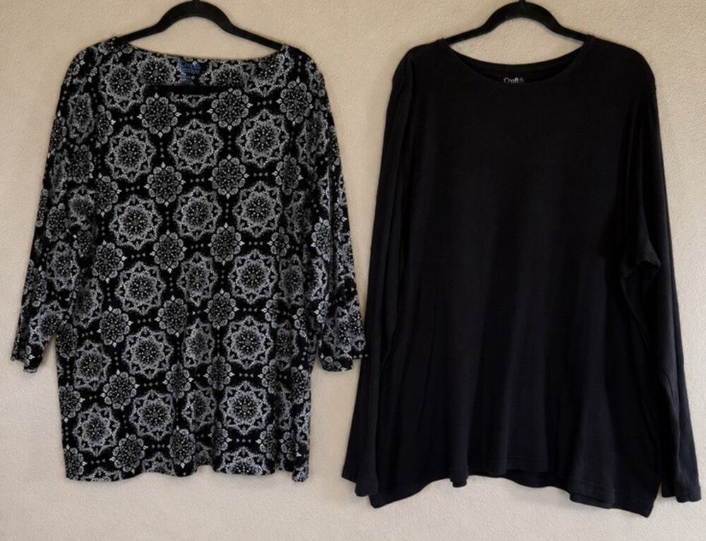 Croft & Barrow Plus 2X Classic Tee Lot or 2 T-Shirt Top Black & Floral Pullover